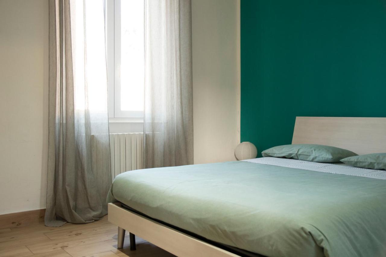 Domus Vicina Al Centro Storico Apartment Pavia Exterior photo