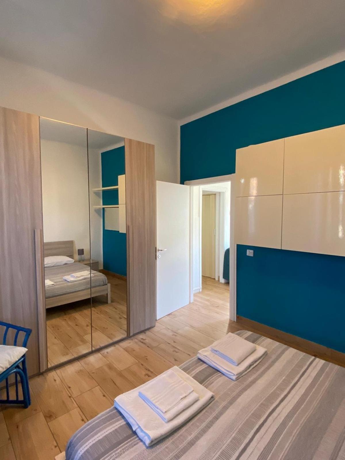 Domus Vicina Al Centro Storico Apartment Pavia Exterior photo