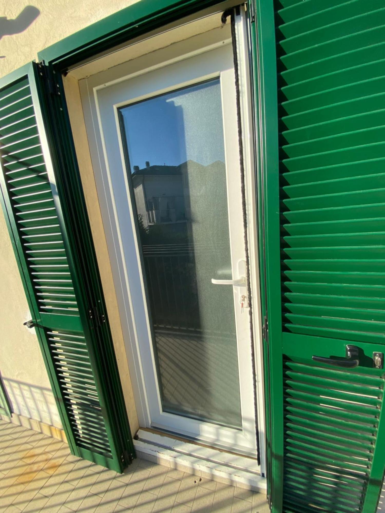 Domus Vicina Al Centro Storico Apartment Pavia Exterior photo